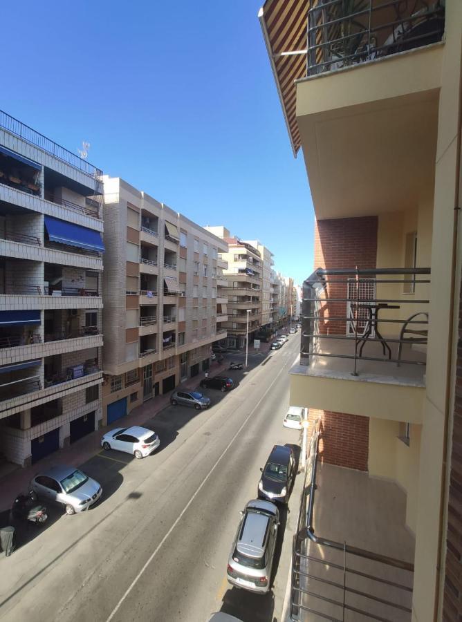 Apartamento 1A Linea Anri Torrevieja Eksteriør billede