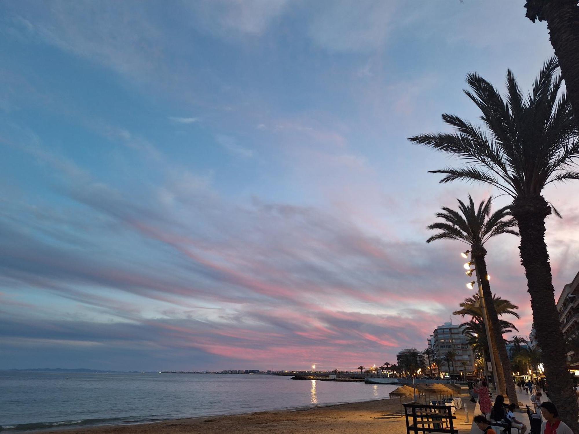 Apartamento 1A Linea Anri Torrevieja Eksteriør billede