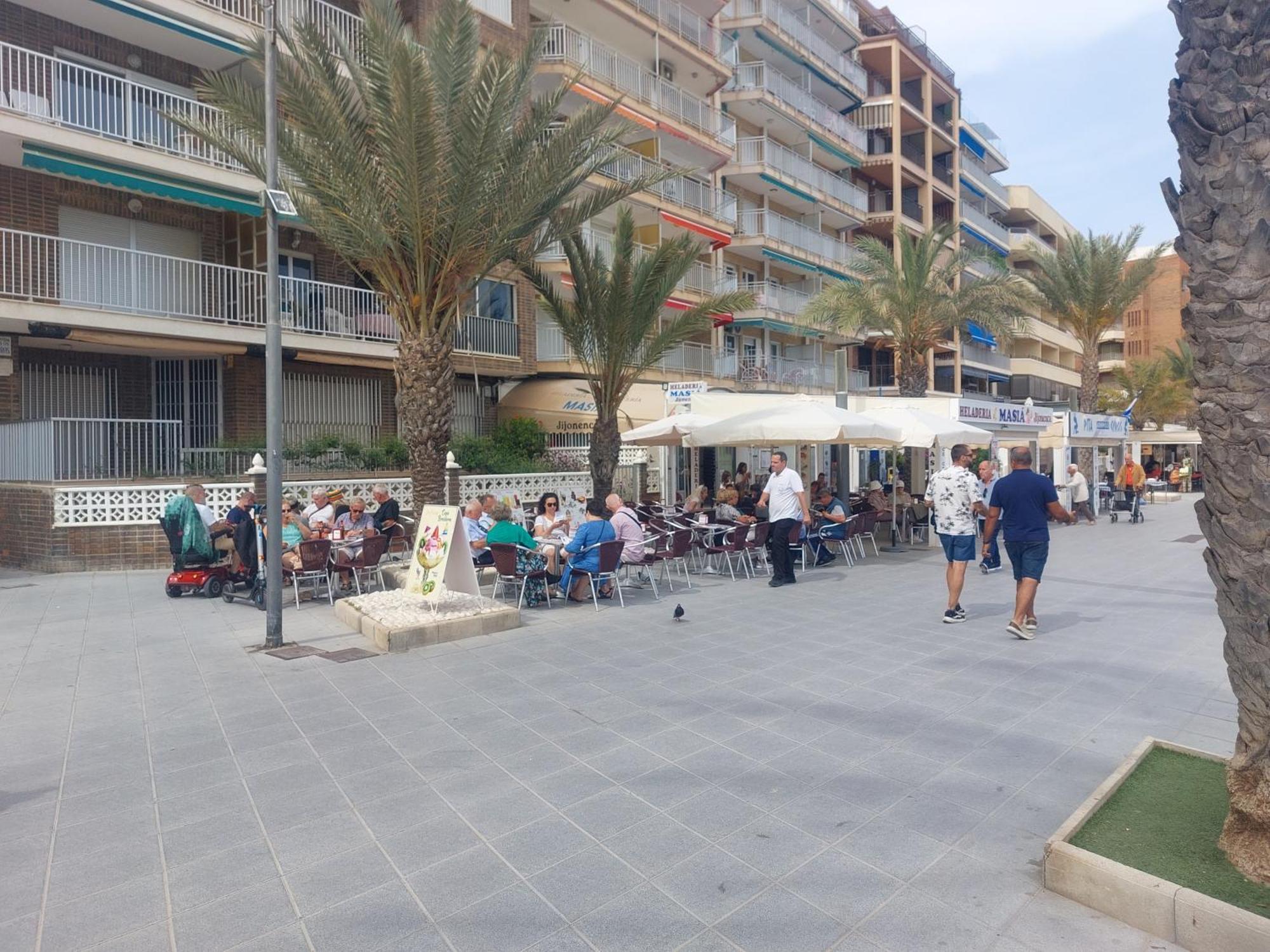 Apartamento 1A Linea Anri Torrevieja Eksteriør billede